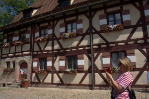 Marion sketches the castle