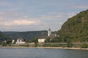 Cruising the middle Rhine