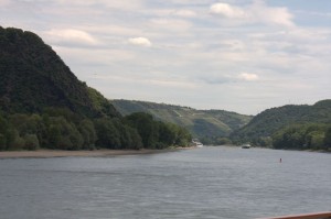 Cruising the middle Rhine