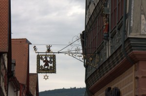 Sign outside Zum Riesen