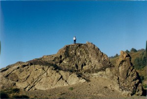 Les climbs a rock