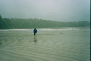 Les enjoys the beach