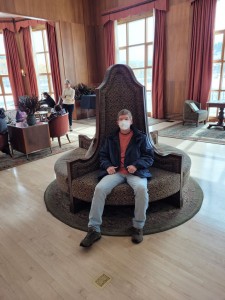 The big chair at the lodge