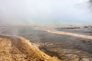 Grand prismatic pool