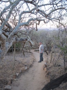 Bart farther down the trail (MAK)