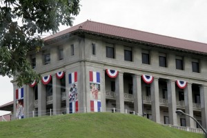 Canal administration building