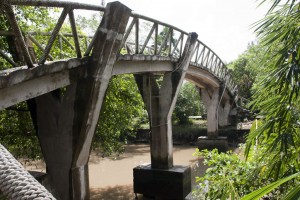 Pedestrian bridge