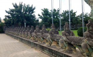 Warriors holding a snake tail