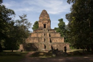 Baksei Chamkrong temple