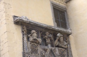 Sculpture above the Rathaus door