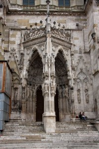 Regensburg cathedral door