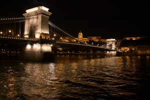 Chain Bridge at night