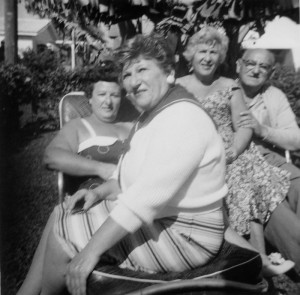 Gertrude Baron Kessler, Rose Baron Rudnistky, Mildred Baron Chernoff, Joe Chernoff