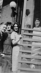 Lillian Baron Hoffman (2nd from left), Rose Baron Rudnitsky (in doorway). Others unknown