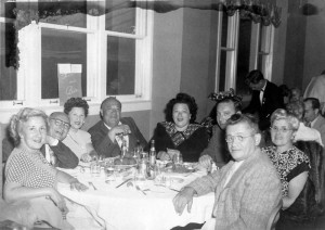 Mildred Baron Chernoff, Joseph Chernoff, unknown, unknown, Gertrude Baron Kessler, Albert Kessler, unknown, unknown