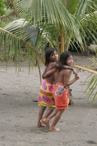 Embara girls, Panama