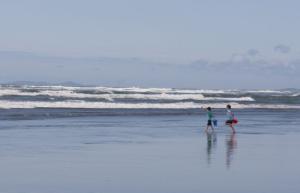 Kids at play, Oregon Coast