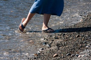 Marion gets her feet wet