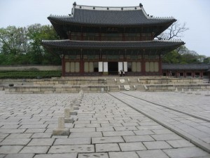 Courtyard of the King's throne room